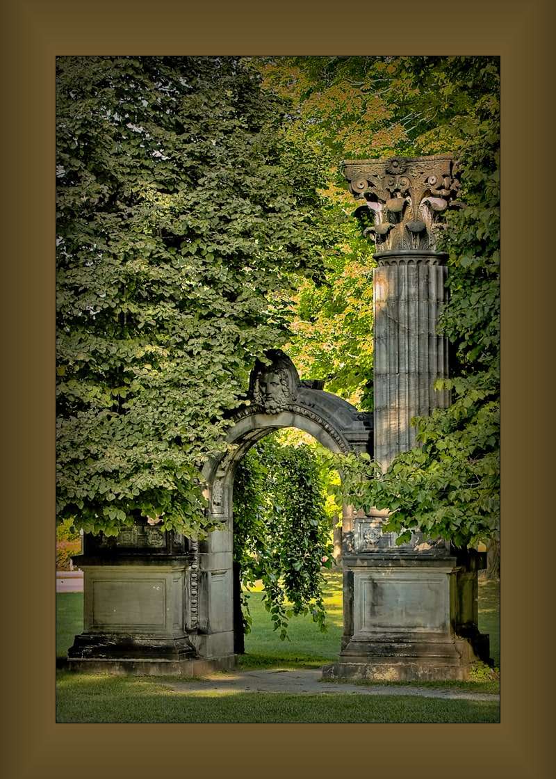 Arch of Bank of Toronto located in Guildwood Garden- 01